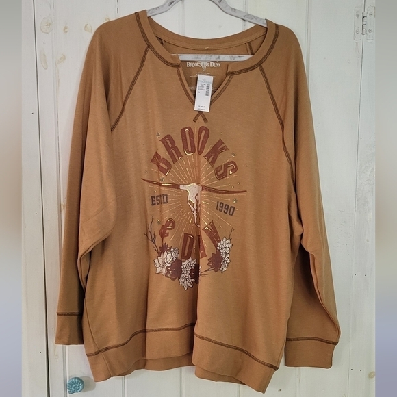 Maurices Brooks & Dunn Country Rock Band Sweatshirt - Picture 5 of 6